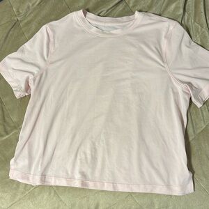 Lululemon pink shirt